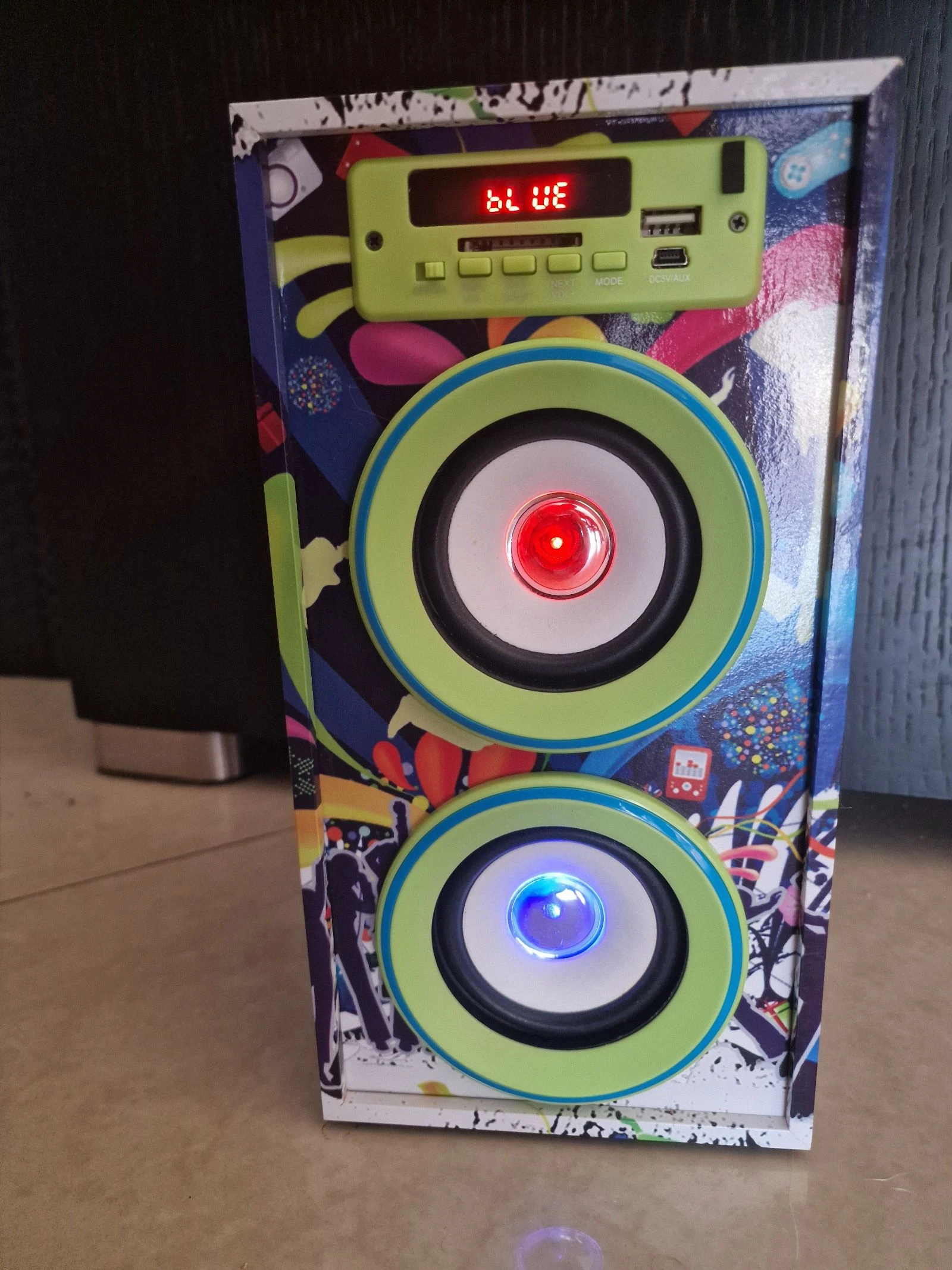 Draagbare Bluetooth-kolom Protone met graffiti-patroon – photo 4